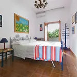 Trulli Serralta * لوكوروتوندو